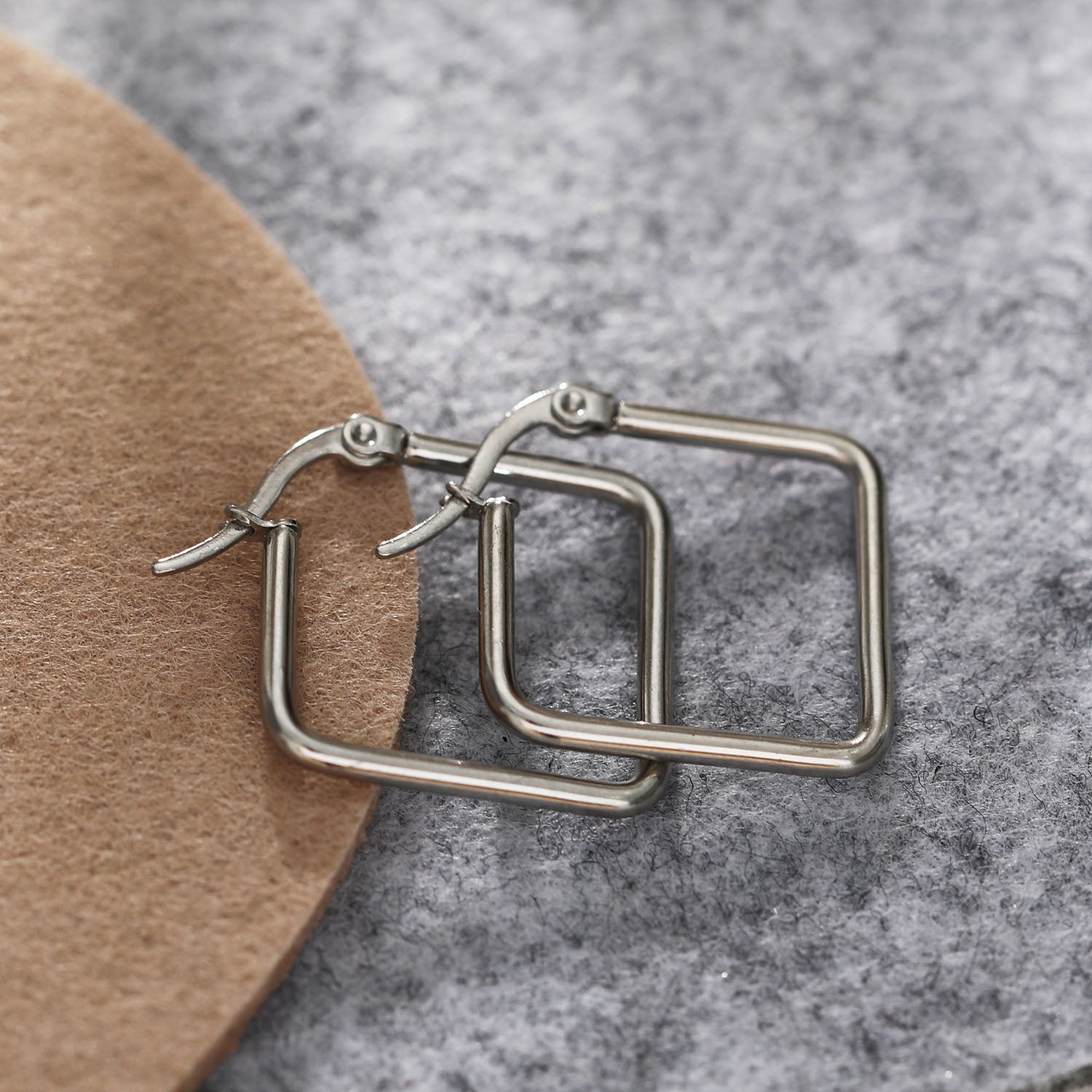 REILYNN Small Square Shaped Hoops. In Gold & Silver.