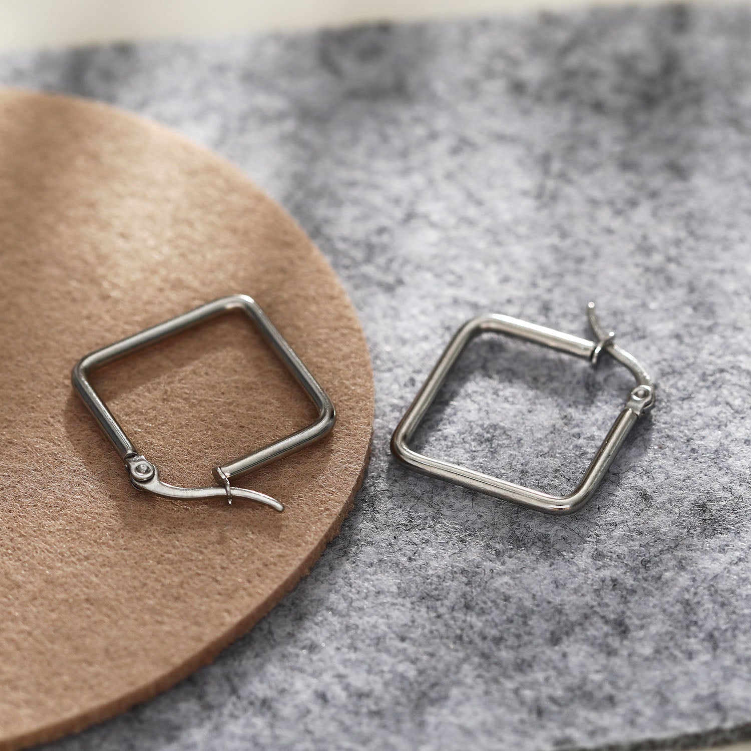 REILYNN Small Square Shaped Hoops. In Gold & Silver.